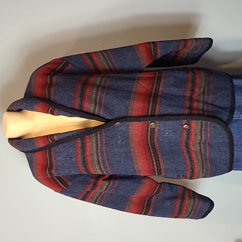 Vintage Woolrich Southwest Navajo Blanket Coat Striped Heritage Women Size Large